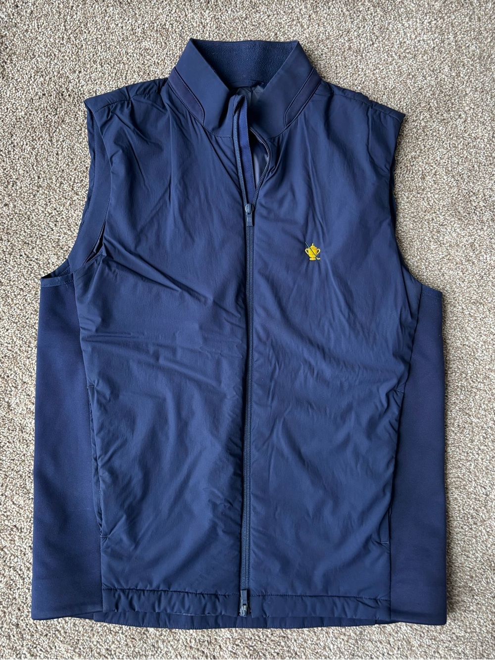 Holderness and Bourne vest